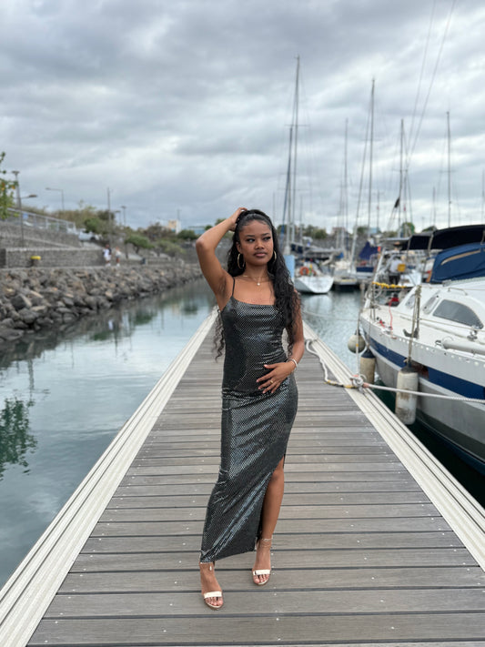 Robe grise longue